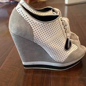 Wedge sandals